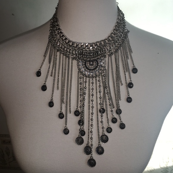 Forever 21 Jewelry - Boho Choker Necklace